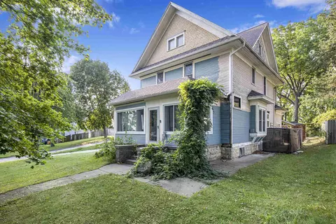 217 E Florence St, Cambria, WI 53923