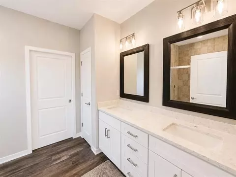Bath - 252 NW 3rd Ave, Monroe, WI 53566 photo 2 of 4