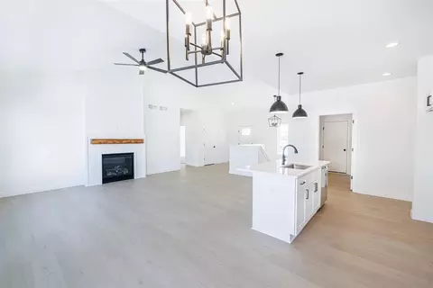 1768 Kyle Cir, Beloit, WI 53511 photo 6