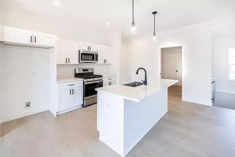 1780 Kyle Cir, Beloit, WI 53511 photo 5
