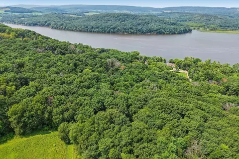 View/Area - n3640 Tipperary Road, Poynette, WI 53955 photo 8 of 12