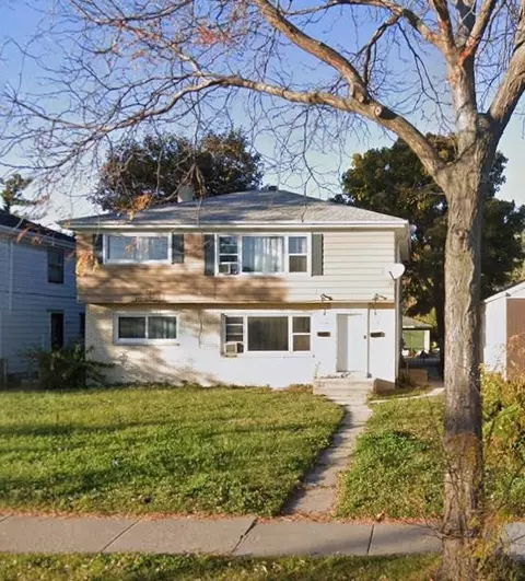 4812 W Hampton Ave, Milwaukee, WI 53218