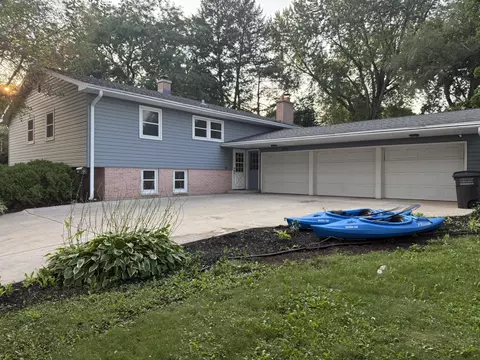 908 Roby Rd, Stoughton, WI 53589