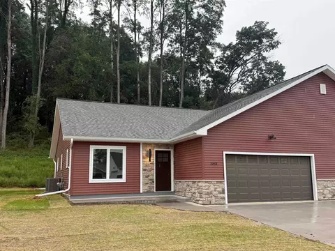 1093 Rusalka Cir, Reedsburg, WI 53959