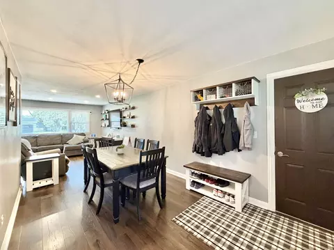 Entry Way - 2015 Murphy Woods Rd, Beloit, WI 53511 photo 1 of 1