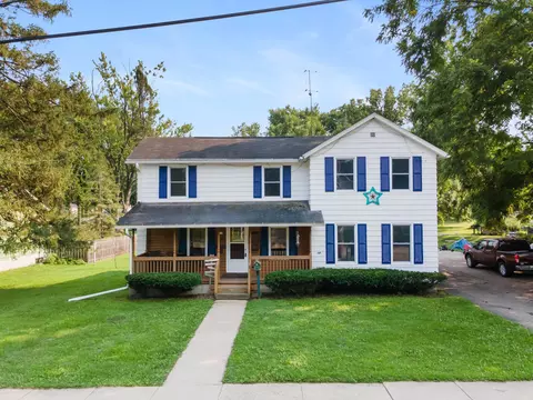 953 W Peck St, Whitewater, WI 53190