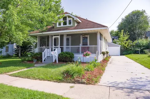 610 Mansion St, Mauston, WI 53948