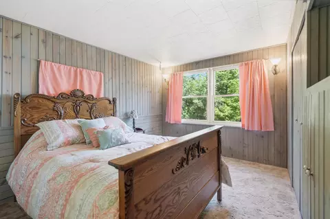 Bedroom - 5218 Riverview Circle Dr, Thomson, IL 61285 photo 2 of 2