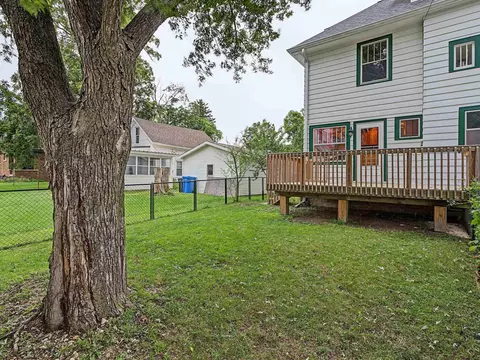 Exterior - 807 E 3rd Ave, Brodhead, WI 53520 photo 19 of 22