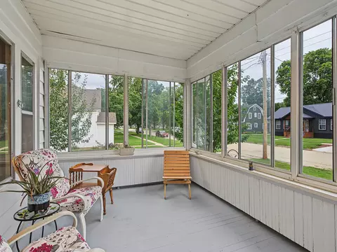 Exterior - 807 E 3rd Ave, Brodhead, WI 53520 photo 2 of 22