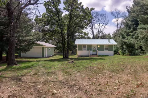 1819 Castlewood Rd, Friendship, WI 53934