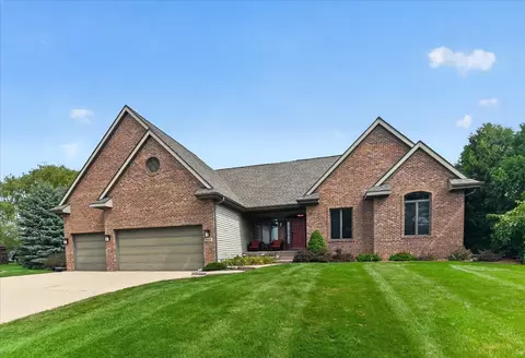 841 Wickersham Ct, Sun Prairie, WI 53590