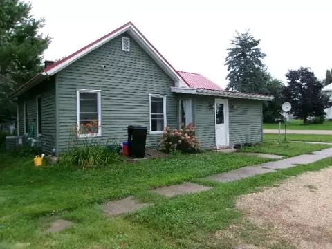 502 Blaine St, Rewey, WI 53580