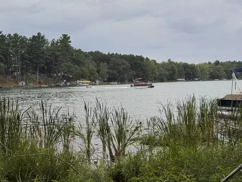 3064 W Lake Helen Dr, Rosholt, WI 54473