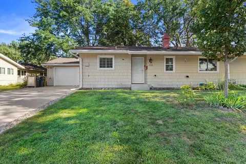 1214 Chicory Way, Sun Prairie, WI 53590