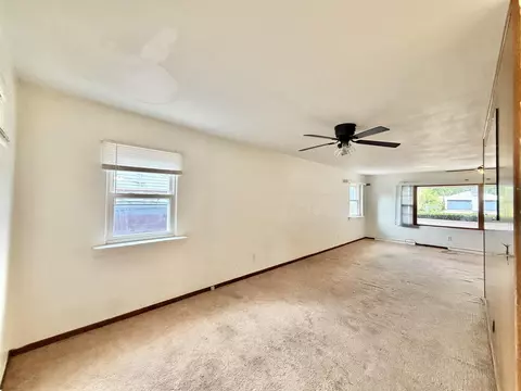 1827 Cleveland St, Beloit, WI 53511 photo 9