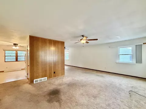 1827 Cleveland St, Beloit, WI 53511 photo 8