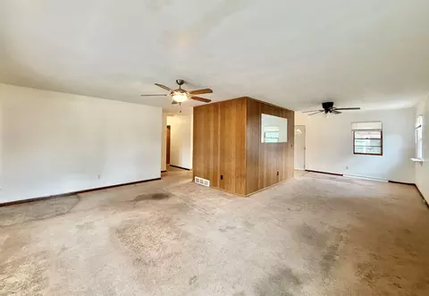 1827 Cleveland St, Beloit, WI 53511 photo 6