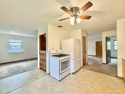 1827 Cleveland St, Beloit, WI 53511 photo 5