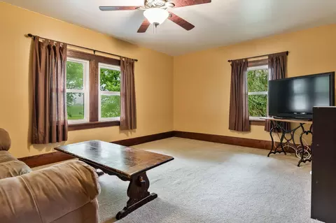 Living - 1516 E Philhower Rd, Beloit, WI 53511 photo 5 of 6