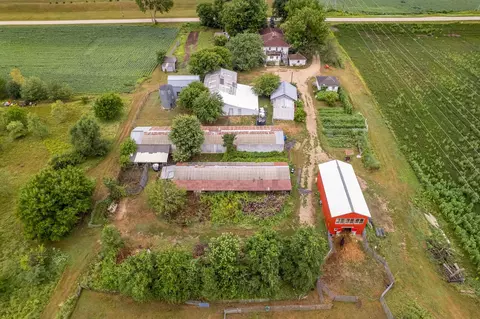 View/Area - 1516 E Philhower Rd, Beloit, WI 53511 photo 9 of 13