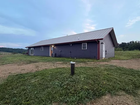 Exterior - w10864 Santas Loop, Wonewoc, WI 53968 photo 4 of 6
