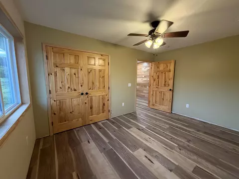 Bedroom - w10864 Santas Loop, Wonewoc, WI 53968 photo 4 of 4