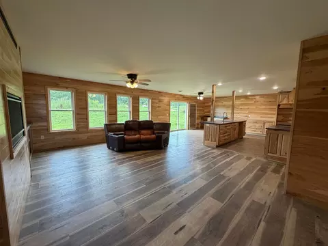 Living - w10864 Santas Loop, Wonewoc, WI 53968 photo 2 of 3