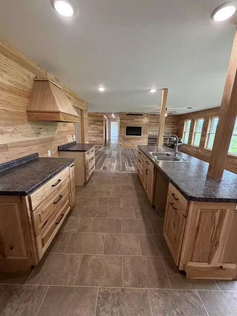 Kitchen - w10864 Santas Loop, Wonewoc, WI 53968 photo 2 of 2