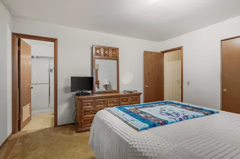 Bedroom - 2913 Post Rd, Madison, WI 53713 photo 7 of 8