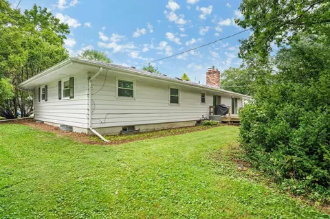 Exterior - 2913 Post Rd, Madison, WI 53713 photo 6 of 9