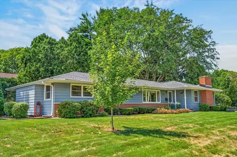 6201 Piping Rock Rd, Madison, WI 53711