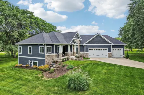 Exterior - 4538 E Oak Ln, Windsor, WI 53598 photo 15 of 17