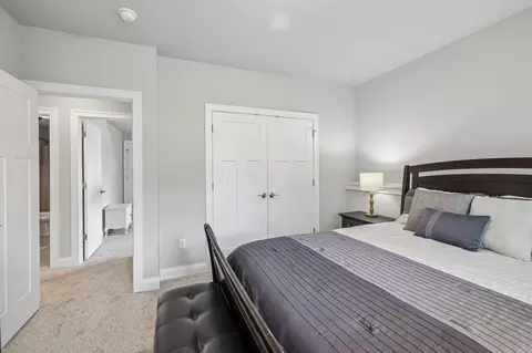 Bedroom - 4538 E Oak Ln, Windsor, WI 53598 photo 7 of 7