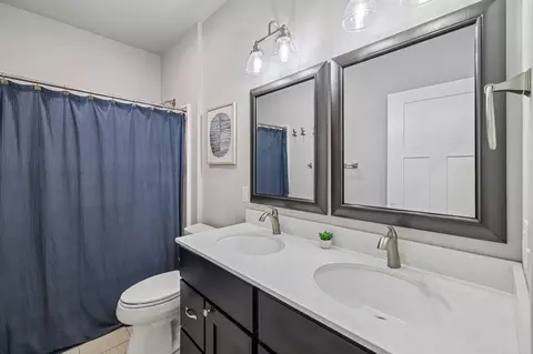Bath - 4538 E Oak Ln, Windsor, WI 53598 photo 1 of 5