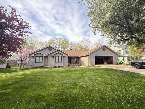 308 Fox Cir, Cottage Grove, WI 53527