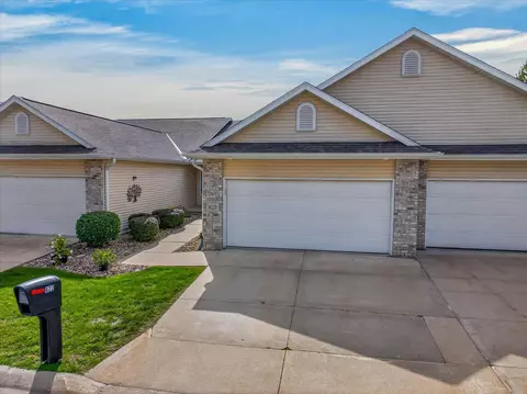 622 Springbrook Cir #43, Deforest, WI 53532 photo 82