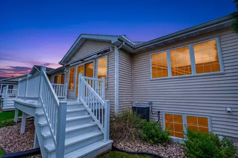 622 Springbrook Cir #43, Deforest, WI 53532 photo 5
