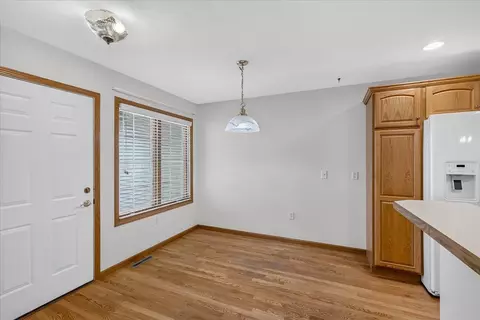 622 Springbrook Cir #43, Deforest, WI 53532 photo 11