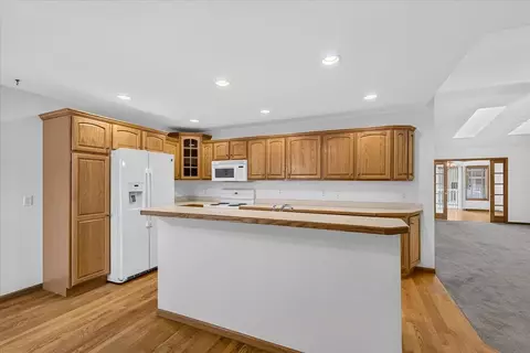 622 Springbrook Cir #43, Deforest, WI 53532 photo 9