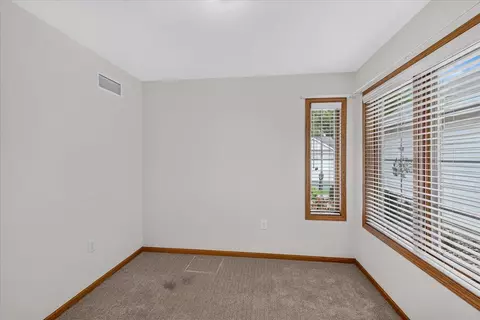622 Springbrook Cir #43, Deforest, WI 53532 photo 38