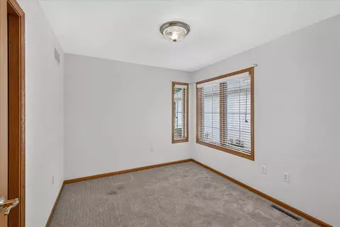 622 Springbrook Cir #43, Deforest, WI 53532 photo 37