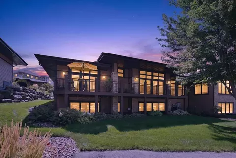 9224 Crosswinds Ln, Verona, WI 53593