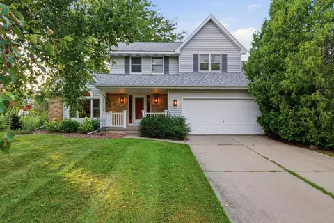 14 W Newhaven Cir, Madison, WI 53717