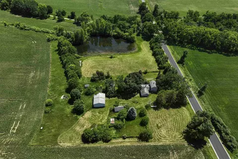 1454 Koro Rd, Berlin, WI 54923