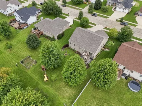 856 Peace Ln, Oregon, WI 53575 photo 60
