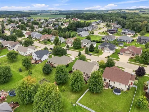 856 Peace Ln, Oregon, WI 53575 photo 59