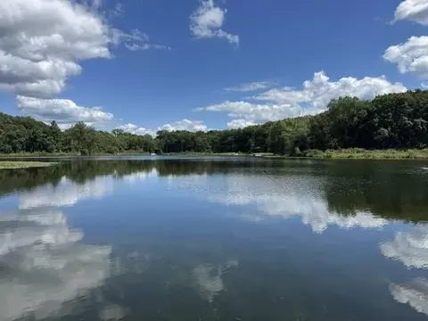 3216 3rd Ln, Oxford, WI 53952