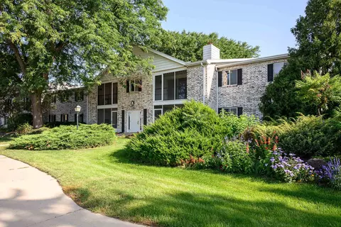 1506 Wheeler Rd #F, Madison, WI 53704