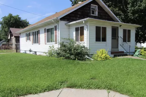 1503 1507 Lowell St, Janesville, WI 53545
